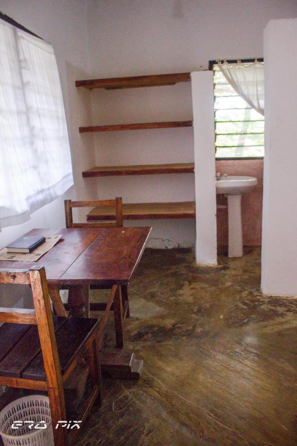 Travellers Inn Resort Malindi Kijiwetanga ภายนอก รูปภาพ