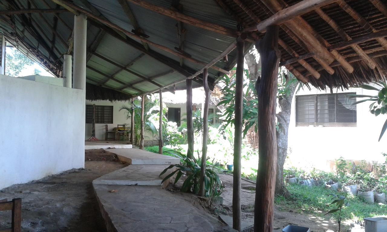 Travellers Inn Resort Malindi Kijiwetanga ภายนอก รูปภาพ