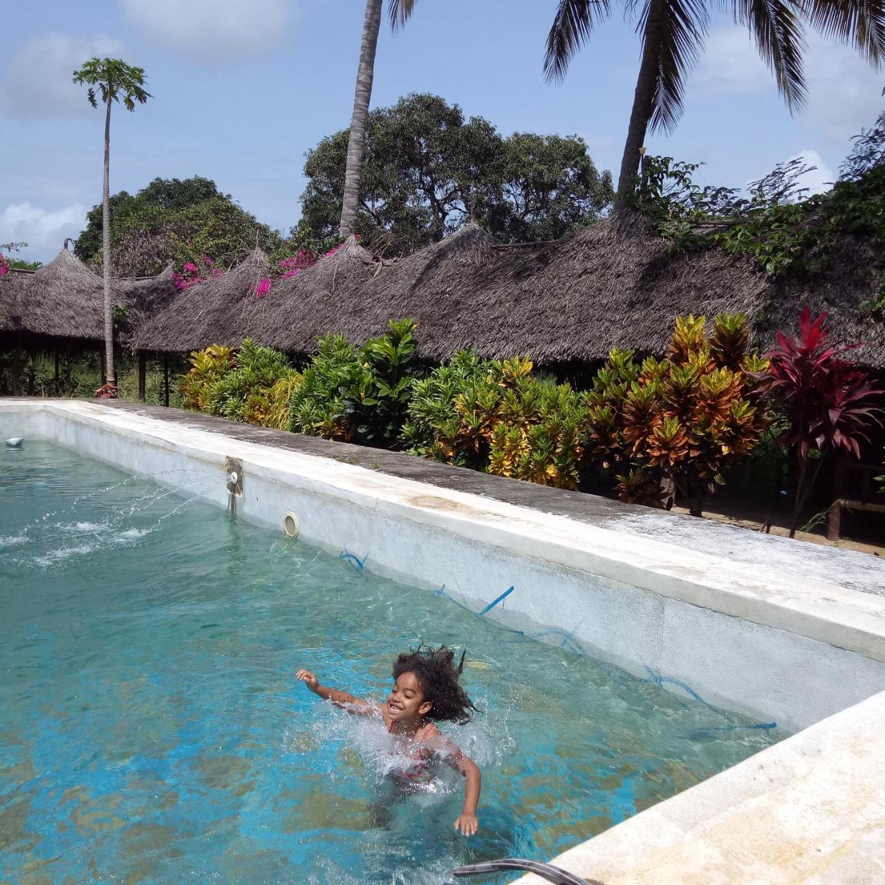 Travellers Inn Resort Malindi Kijiwetanga ภายนอก รูปภาพ