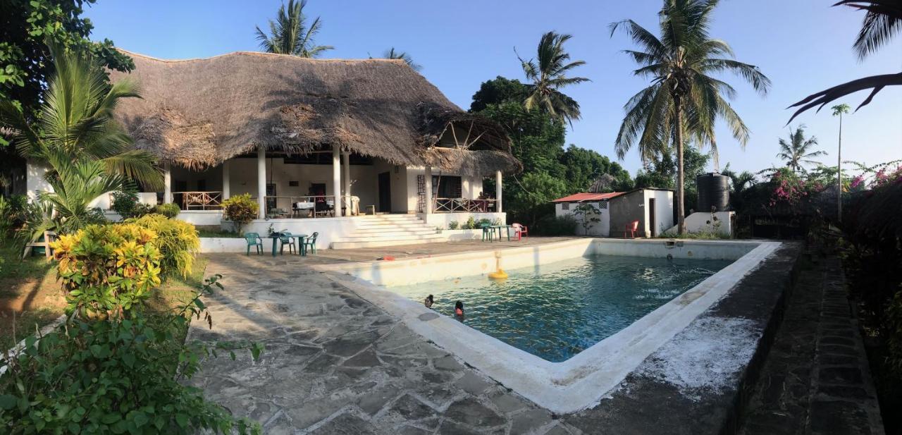 Travellers Inn Resort Malindi Kijiwetanga ภายนอก รูปภาพ