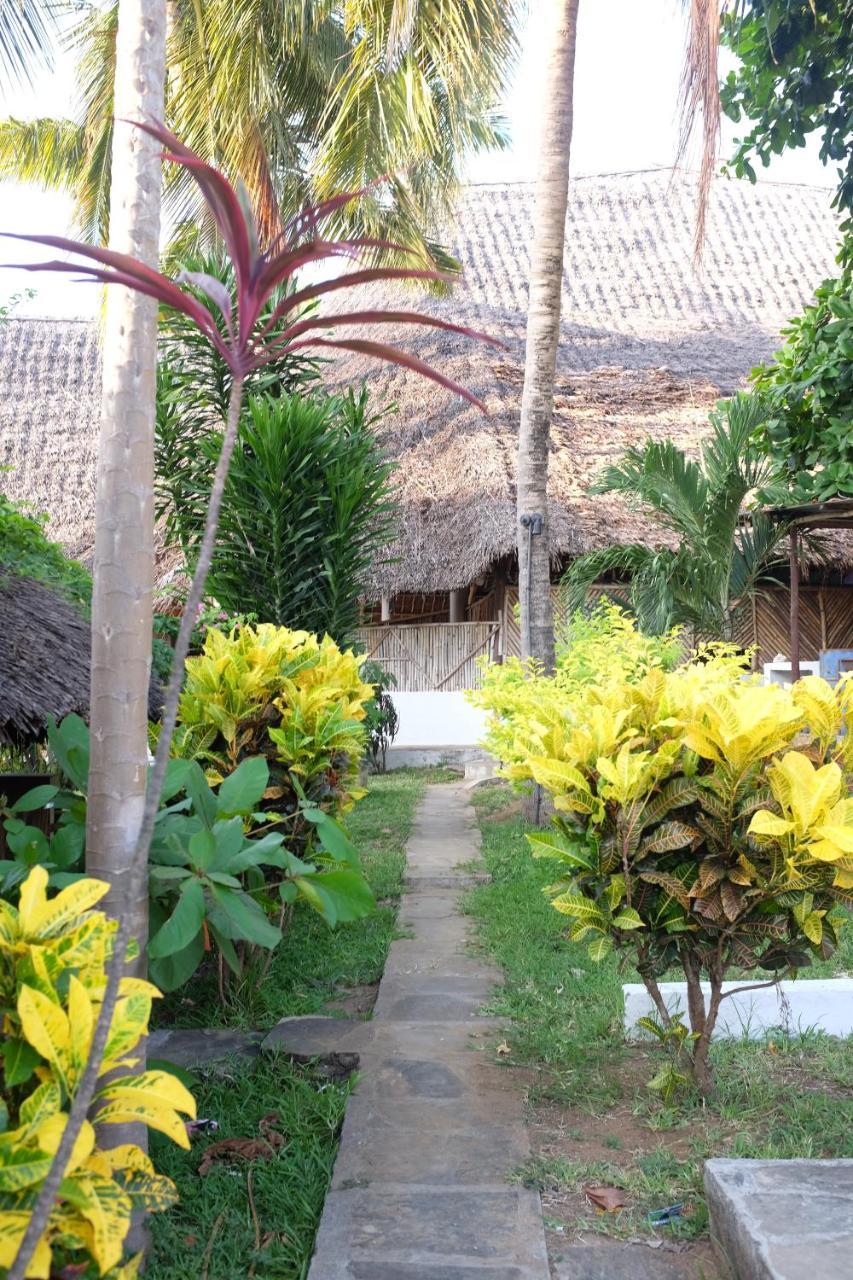 Travellers Inn Resort Malindi Kijiwetanga ภายนอก รูปภาพ