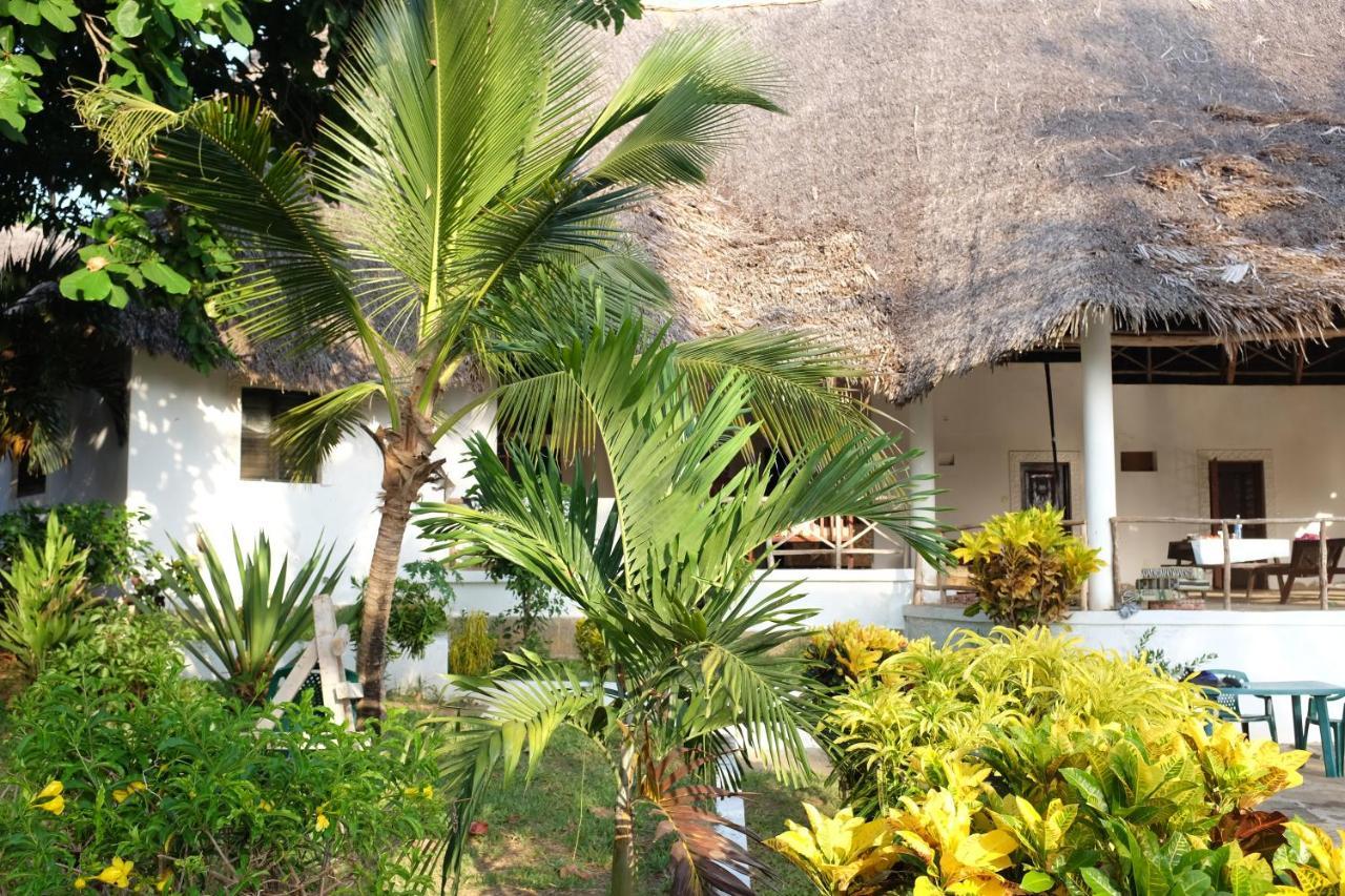Travellers Inn Resort Malindi Kijiwetanga ภายนอก รูปภาพ