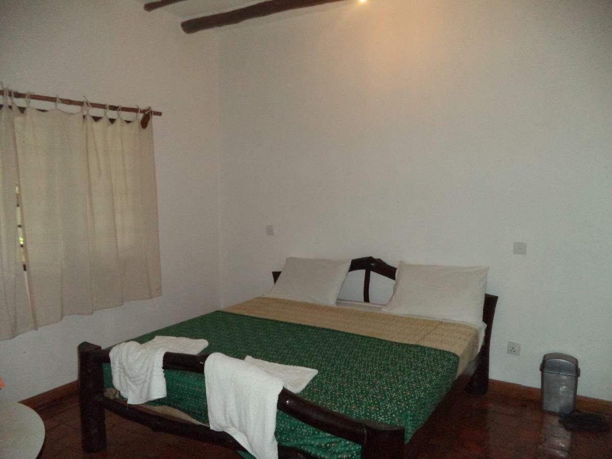 Travellers Inn Resort Malindi Kijiwetanga ภายนอก รูปภาพ
